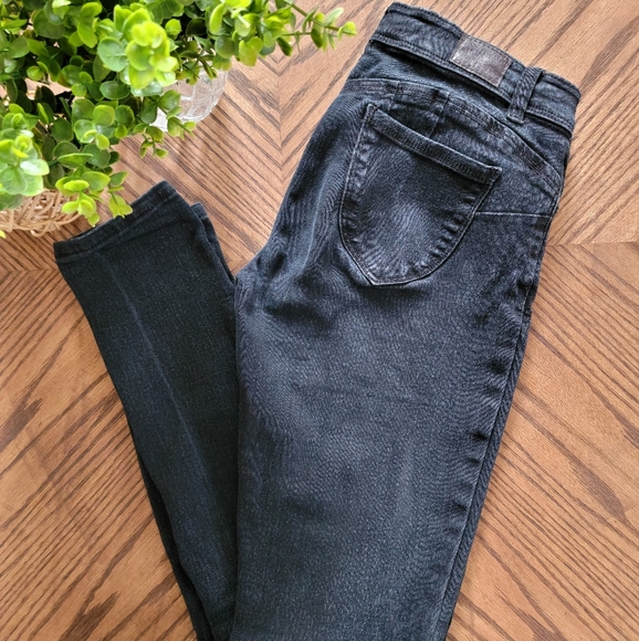 Bluenotes Black Jeans. Size 28 - Picture 4 of 4